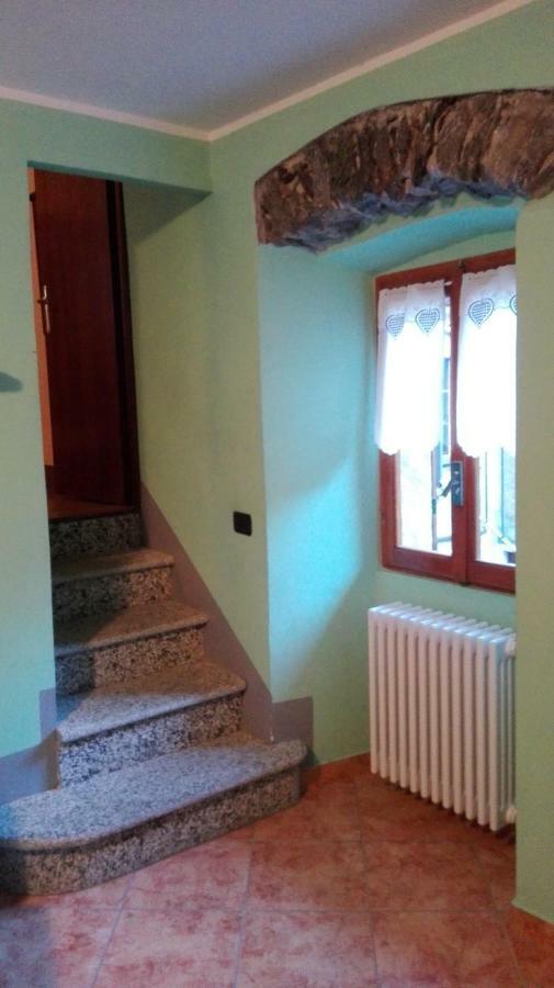 Il Borgo Di Monica Villa Domodossola Eksteriør billede
